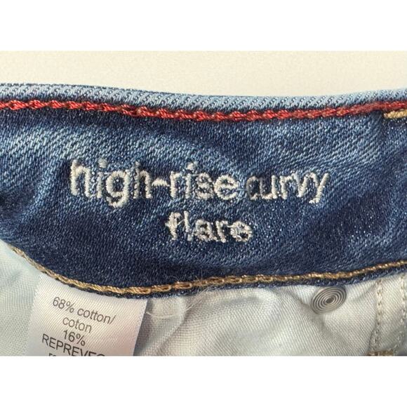 Stylish Blue Flare Jeans for Women - Picture 6 of 7